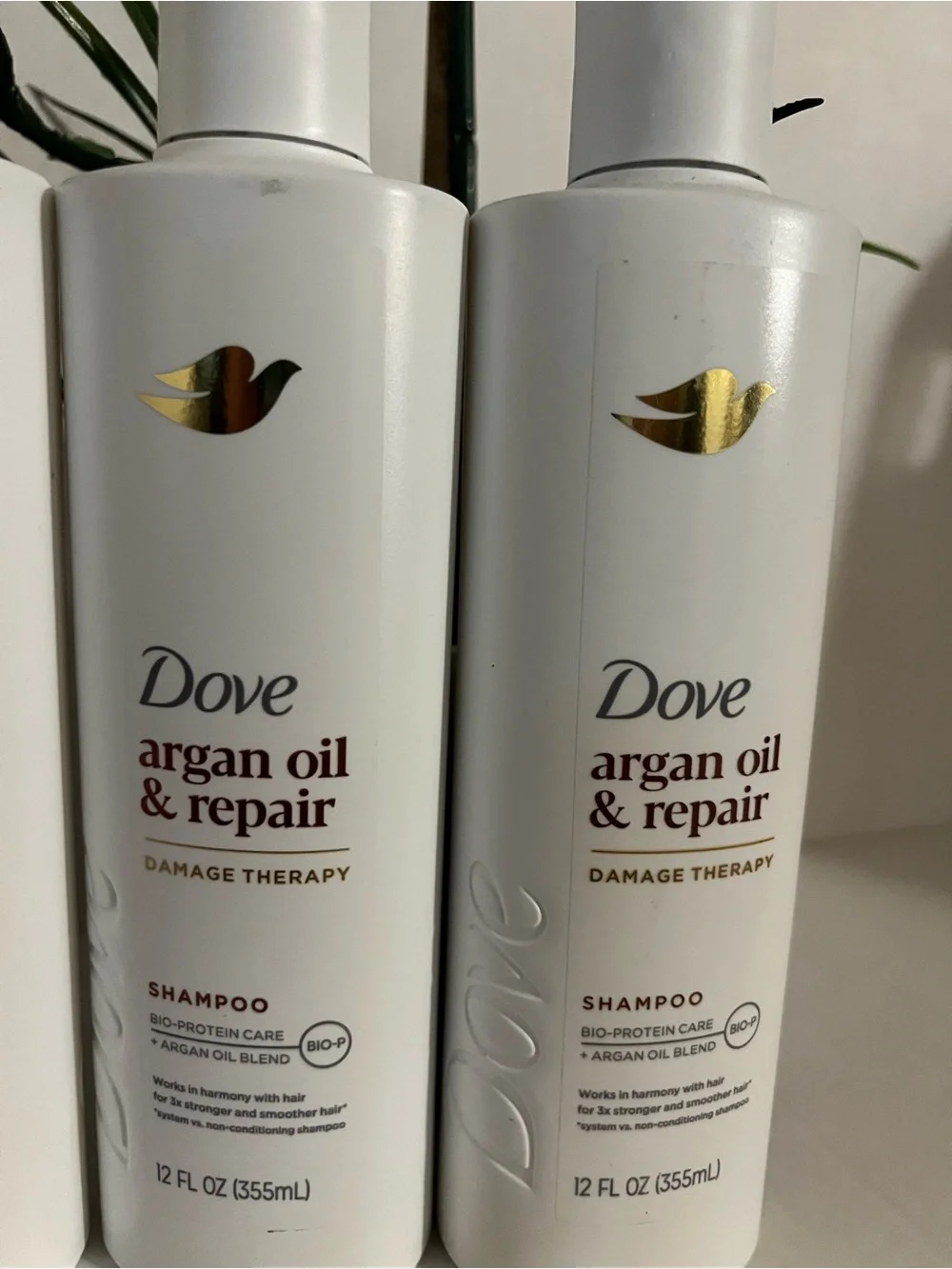 Dove Argan Oil & Repair Shampoo + Conditioner Set - White